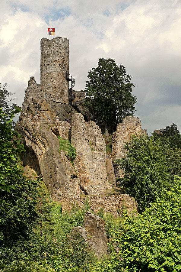 hrad Frýdštejn